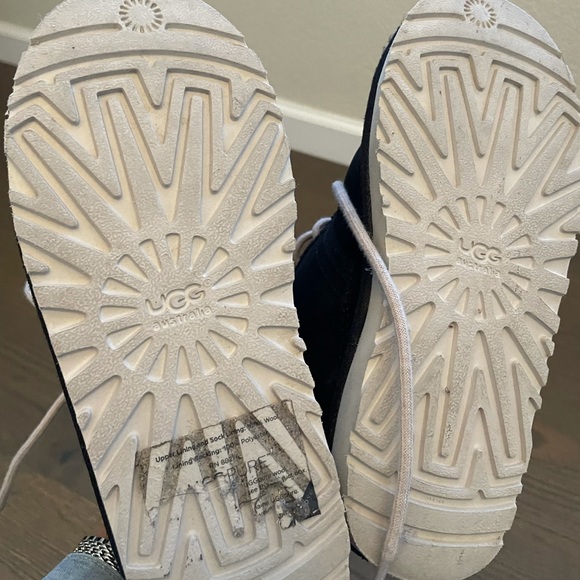 ugg black laces